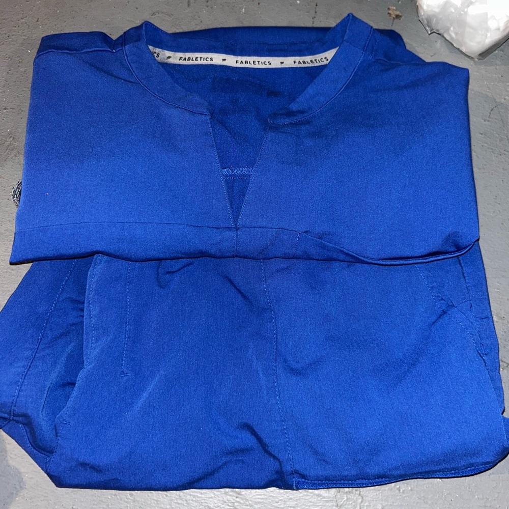 Fabletics Vibrant Blue Workout Ensemble - image 1